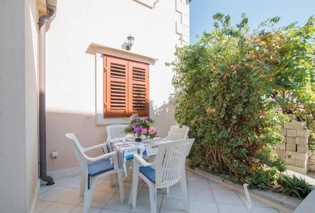Apartments Longo سوبيتار المظهر الخارجي الصورة