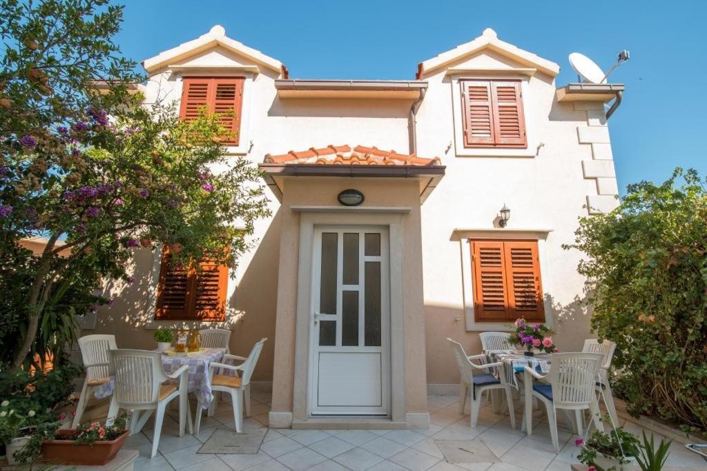 Apartments Longo سوبيتار المظهر الخارجي الصورة
