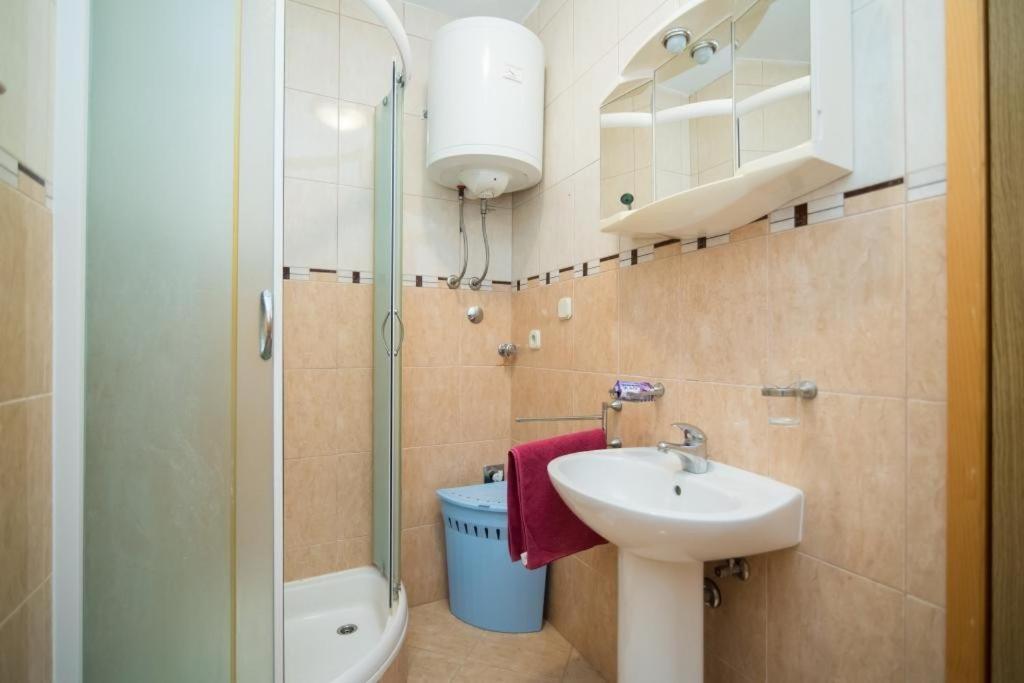 Apartments Longo سوبيتار المظهر الخارجي الصورة